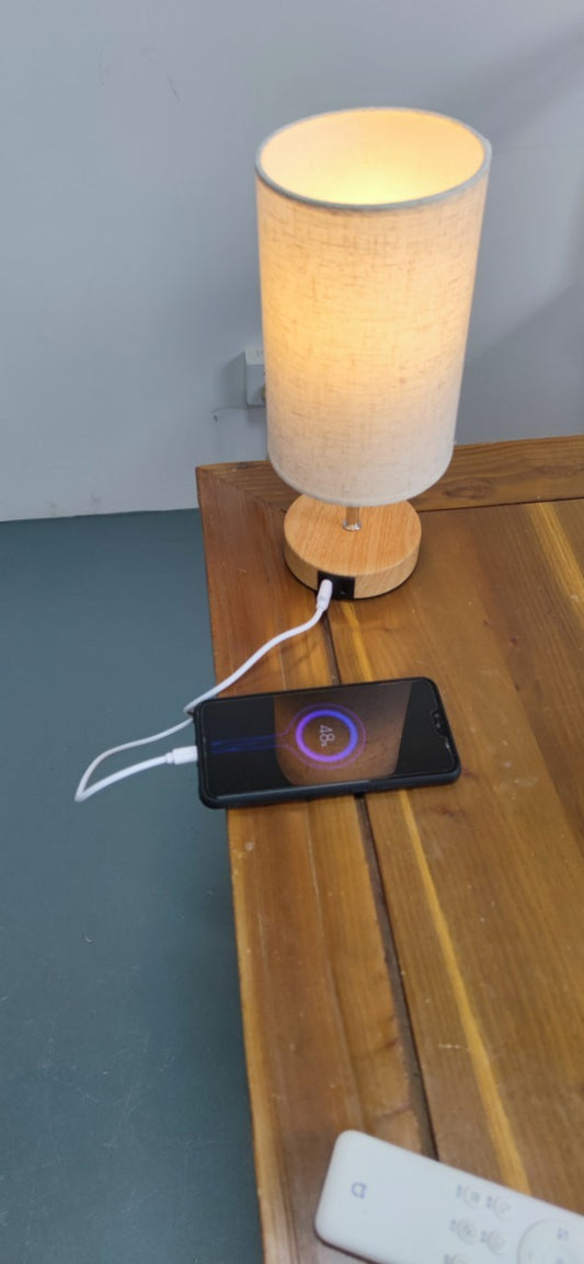Three Level Dimming High Voltage Desk Lamp